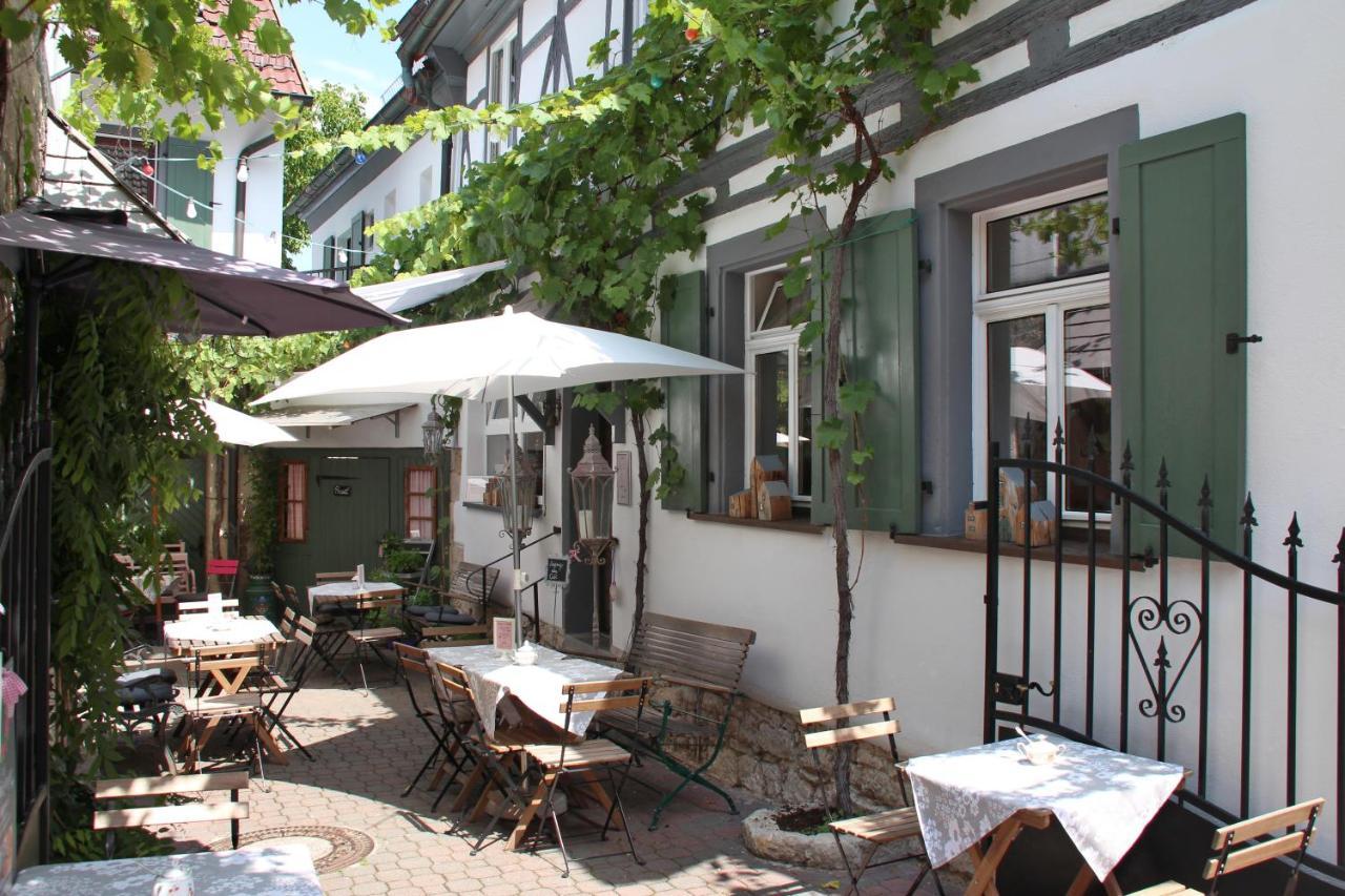 Weinhotel Oechsle & Brix Sommerhausen Bagian luar foto